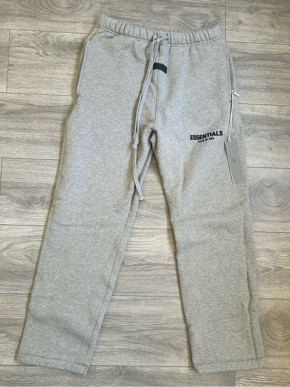 Size XS | Essentials Fear of God Dark Oatmeal Relaxed pants